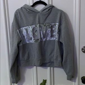 I’m refreshing closet so I can put new stuff in :)